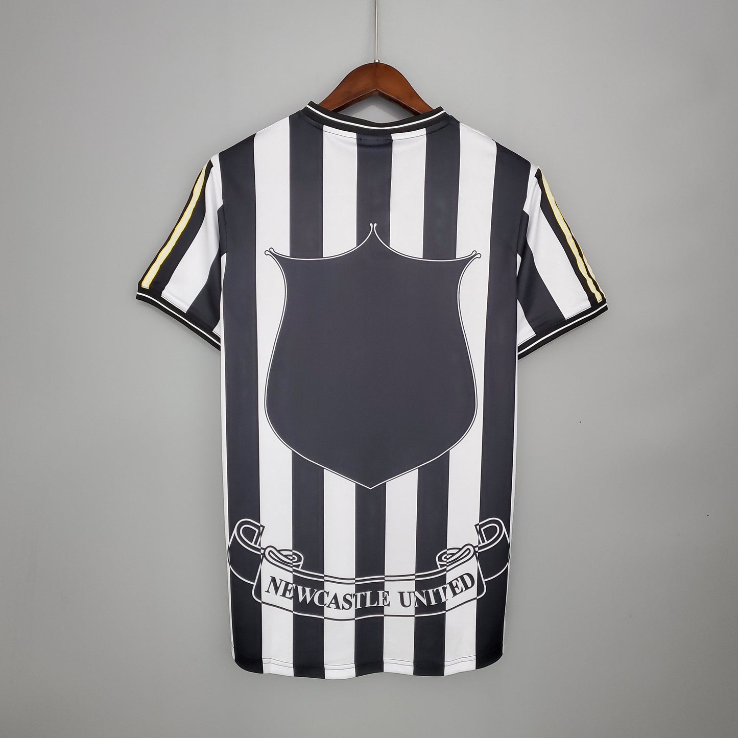 Newcastle United 1997-99 Home Retro Jersey – Classic Black & White Adidas Kit