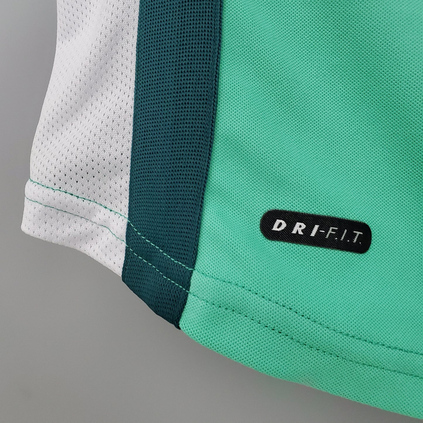 Nigeria 1998 World Cup Home Retro Soccer Jersey – Nike NFA Okocha Yekini Kanu Super Eagles Kit