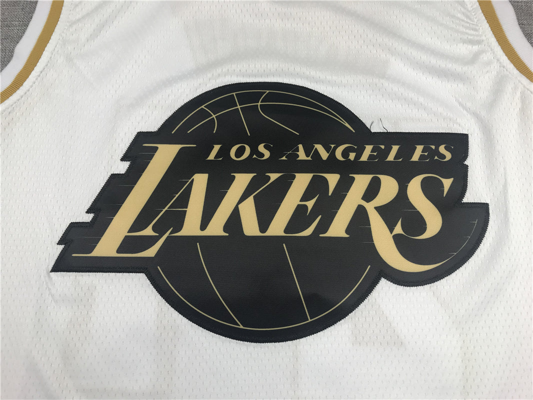 LeBron James #23 Los Angeles Lakers White 2021-22 Golden Edition Swingman Jersey – Gold Globe Logo
