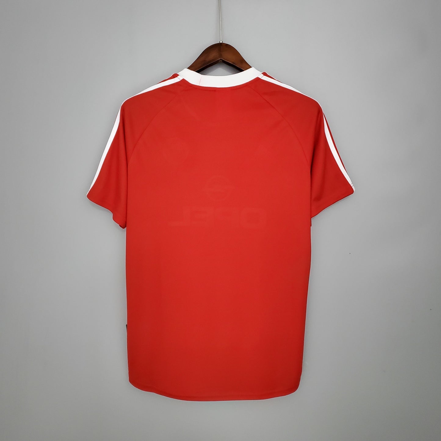 FC Bayern Munich 2000 - 02 Champions League Home Jersey