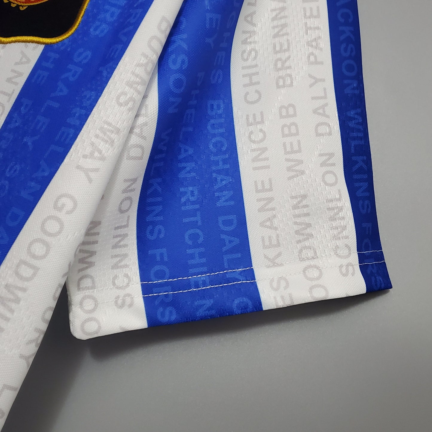 Manchester United 1994-96 Away Retro Jersey – Umbro Blue White Stripe Player Names Kit | Cantona Beckham Sharp Era