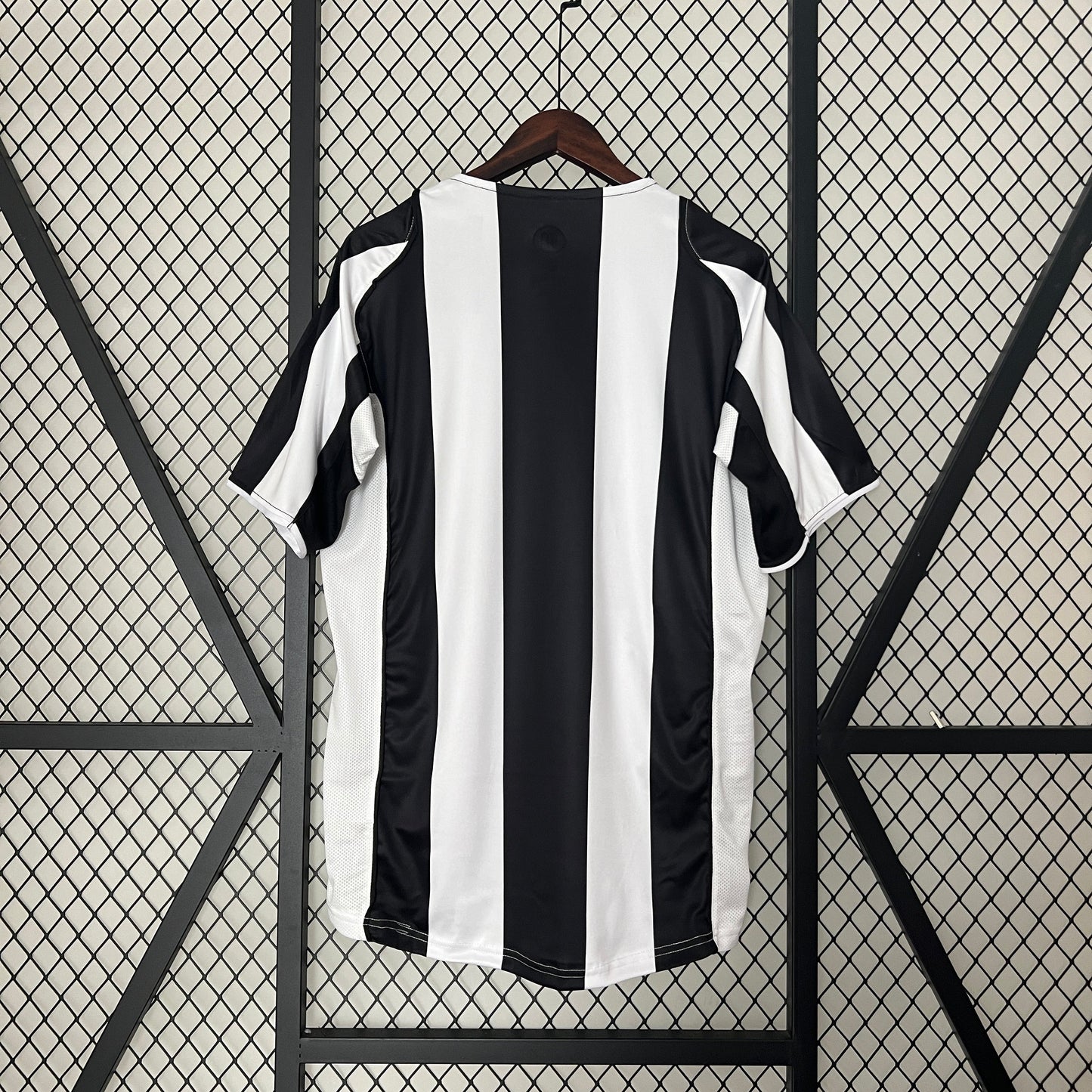 Juventus 2004-05 Home Jersey – Black White Stripe Nike Sky Sport Two Stars Fan Version Serie A Football Shirt