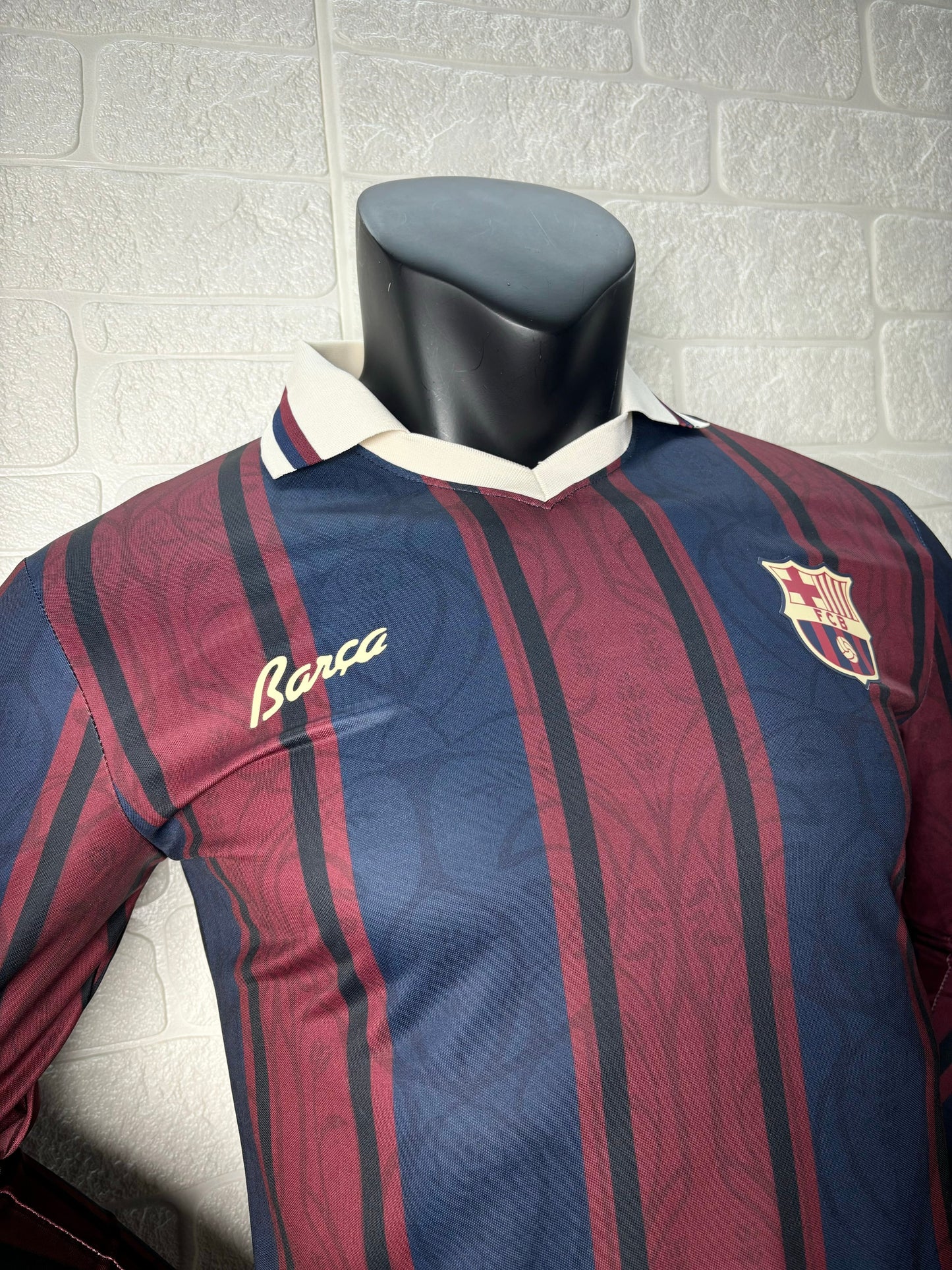 2025/26 FC Barcelona 125th Anniversary Edition Player Version Long Sleeve Jersey - Dark Navy Blue & Deep Burgundy Vertical Stripe - White Retro Polo Collar - Gold Barça Script - Retro FCB Crest - Clean Chest