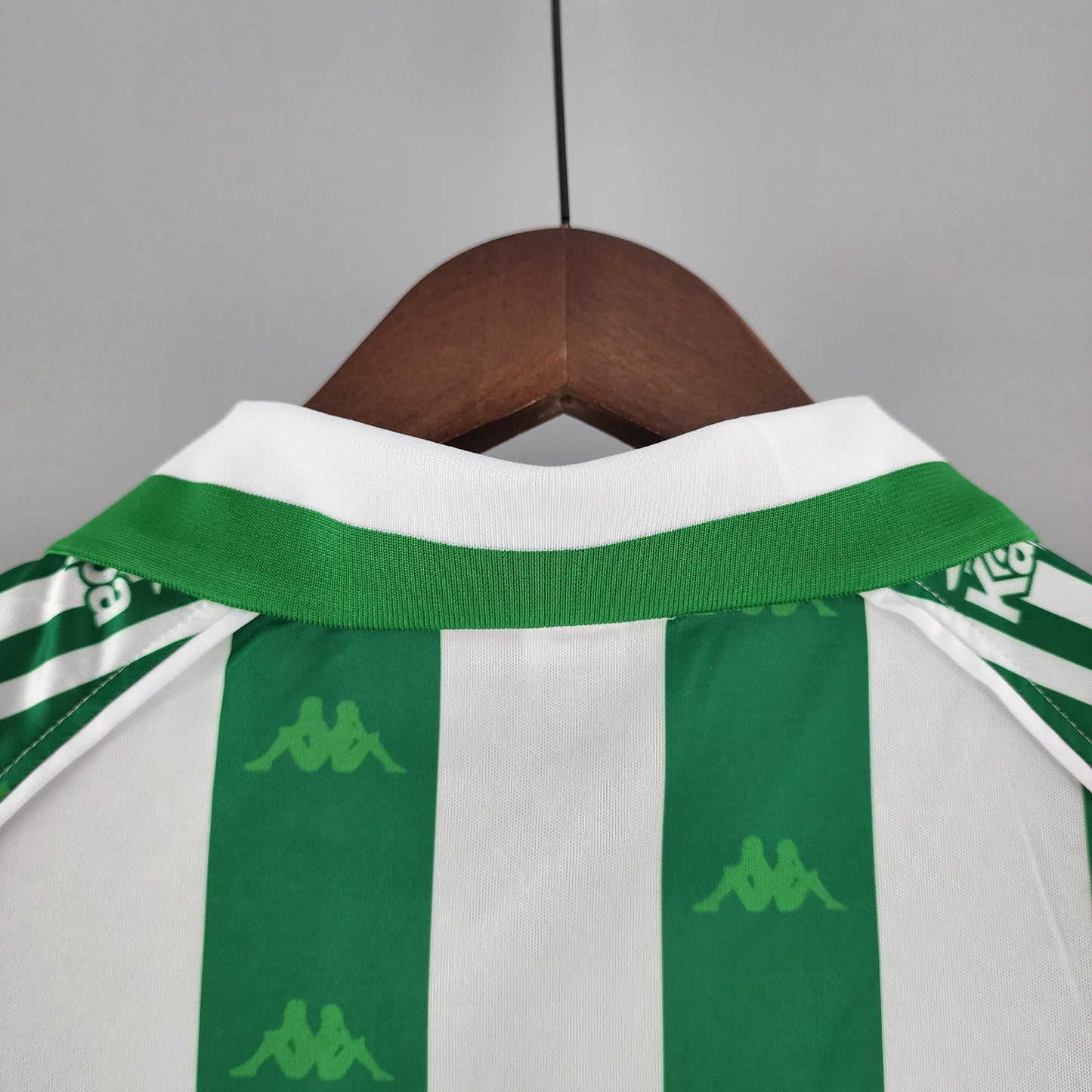Real Betis 1995-97 Home Retro Jersey – Kappa Green White Stripe Jacquard Kit | Alfonso Finidi KELIA Era