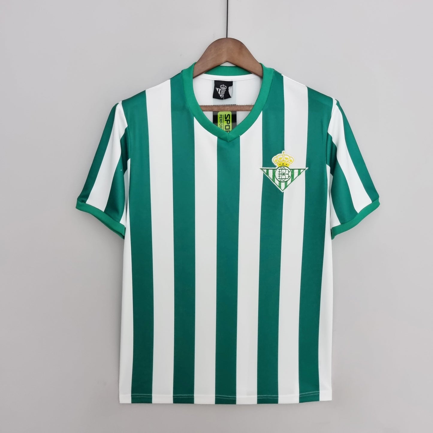 Real Betis 1976-77 Home Jersey – Green & White Stripes V-Neck Retro La Liga Football Shirt | Rare 1970s Vintage Andalusia Classic Betis Kit No Sponsor