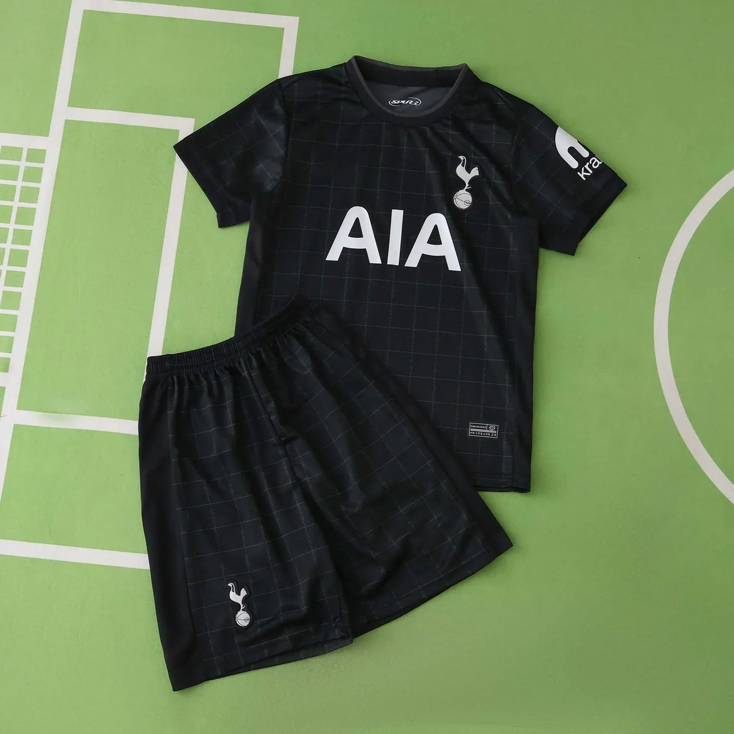 Tottenham Hotspur 2025/26 Away Kids Kit – All Black | AIA | Spurs Youth Football Set | Son & Maddison
