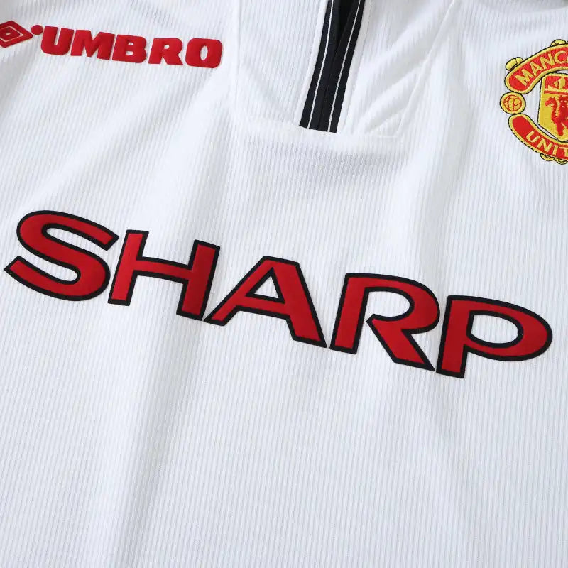 Manchester United Third Retro Fan Version Jersey 1998/99 – White Umbro SHARP Treble Season Football Shirt