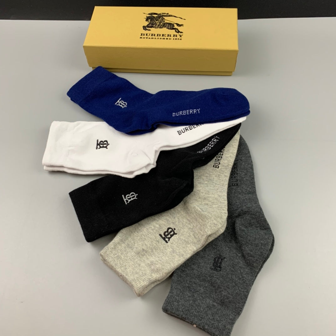 Burberry Boxed Neutral Large TB Cuffs Crew Socks, image 4