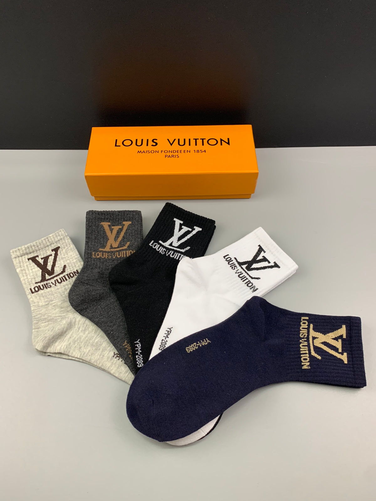 Louis Vuitton Neutral Large Footbed Monograms No-Show Socks, image 1