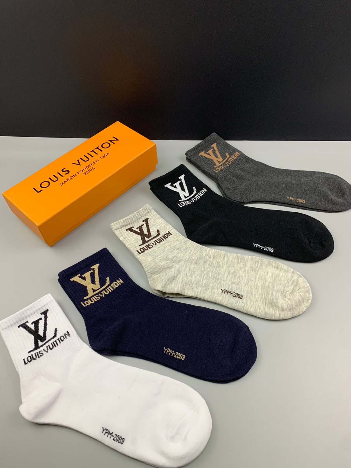 Louis Vuitton Neutral Large Footbed Monograms No-Show Socks, image 5