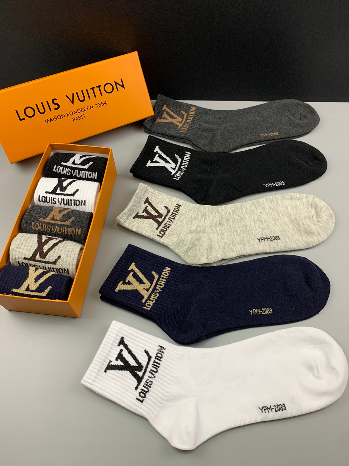 Louis Vuitton Neutral Large Footbed Monograms No-Show Socks, image 6