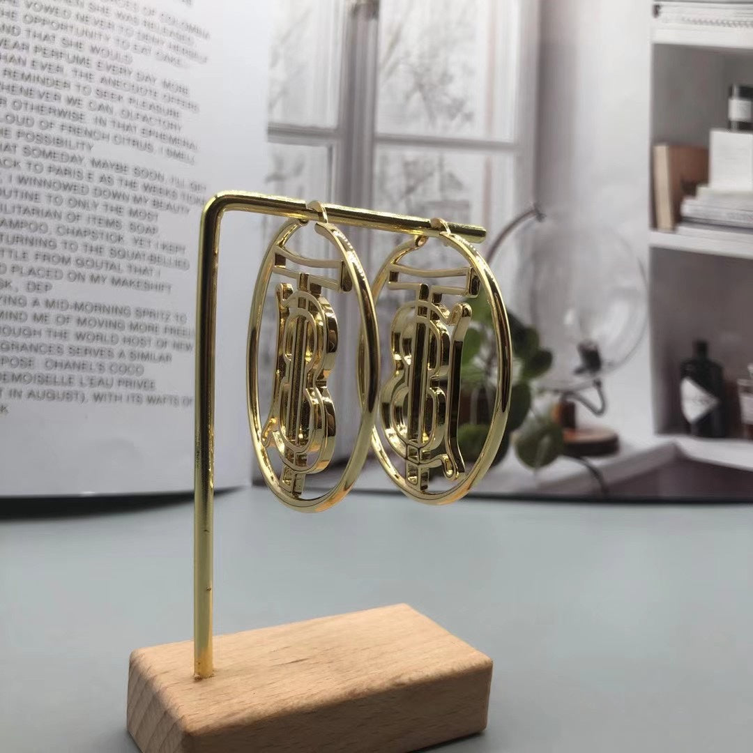 Burberry oval TB monogram drop earrings in Gold Tone, main view