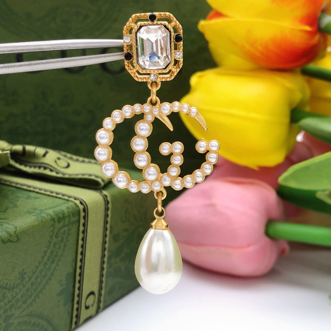 Gucci Pearl Crystal Stud Earrings – Style 03 - image 7
