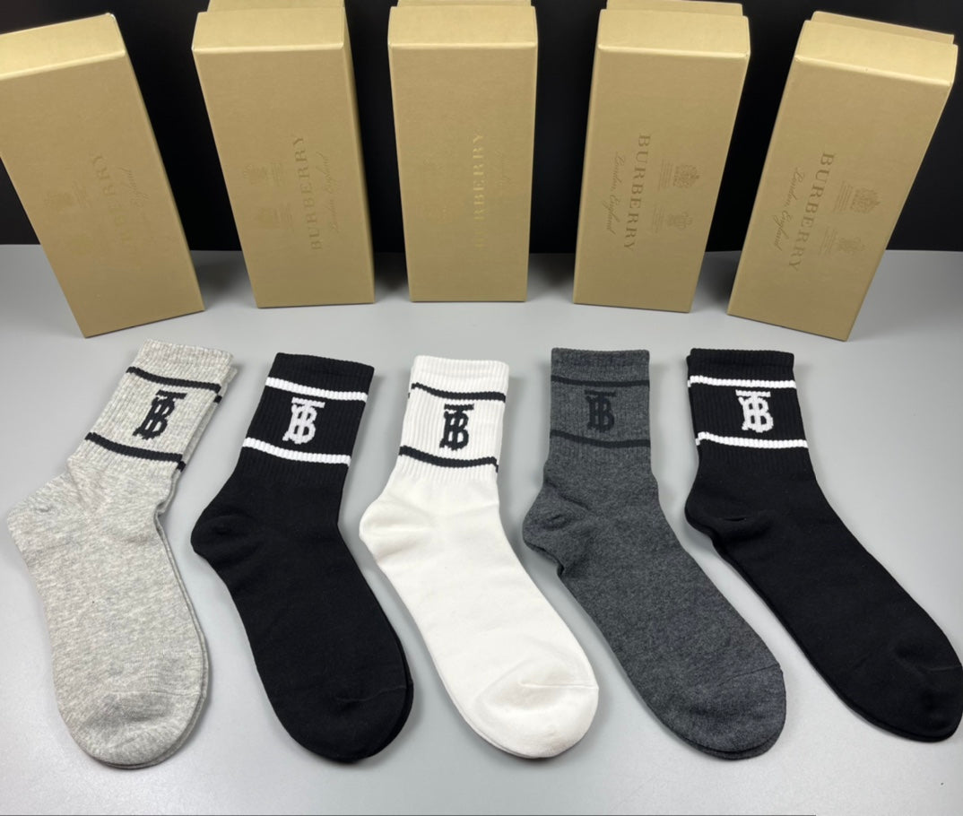 Burberry White Black Grey Broad Cuff B Crew Socks, image 1