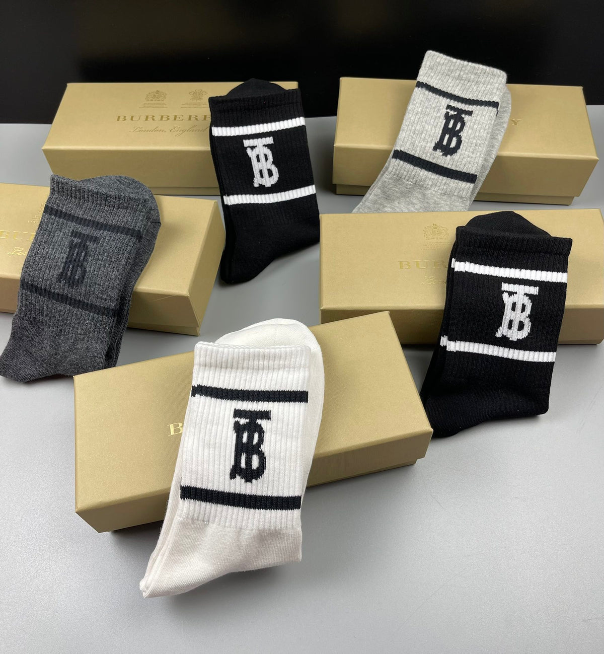 Burberry White Black Grey Broad Cuff B Crew Socks, image 6