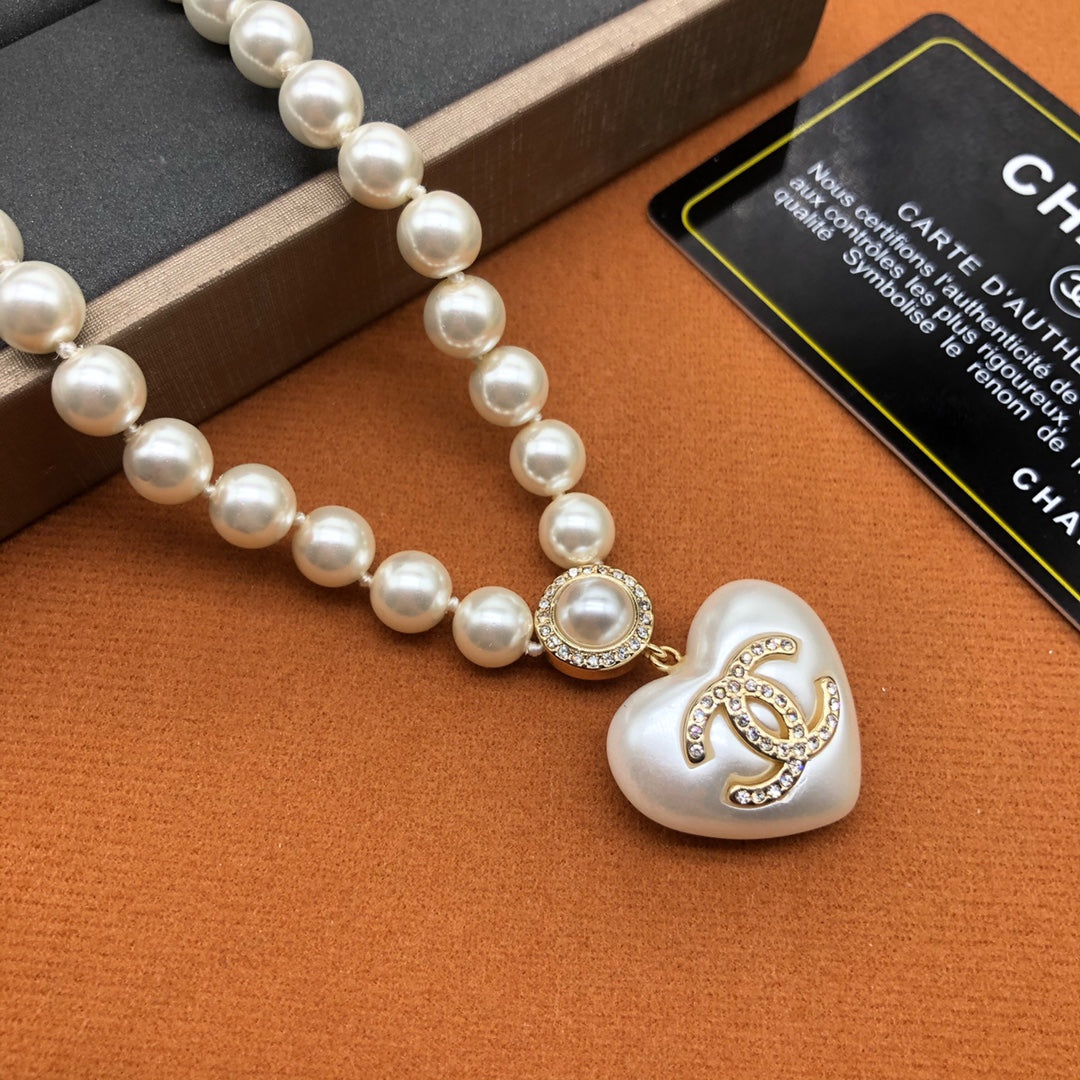 Chanel style necklaces - product photo 4