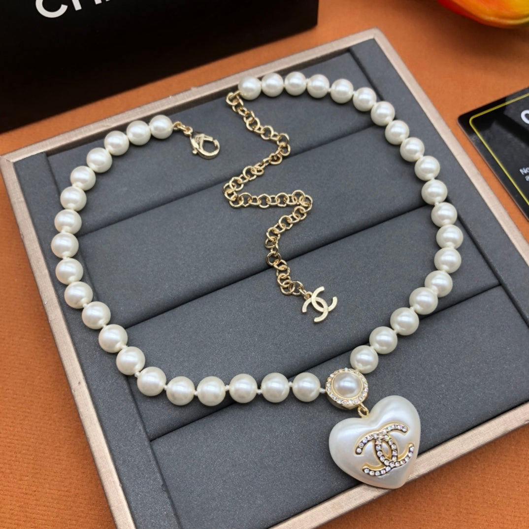 Chanel style necklaces - product photo 3