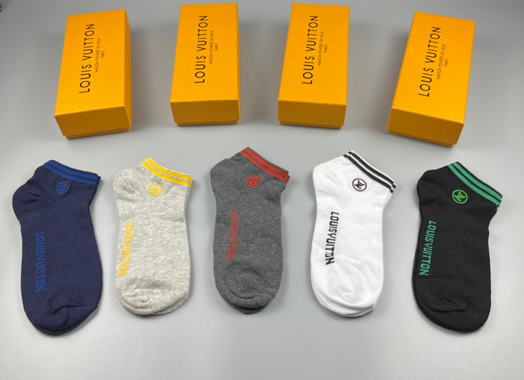 Louis Vuitton Neutral Fine Stripe Cuffs Ankle Socks, image 1