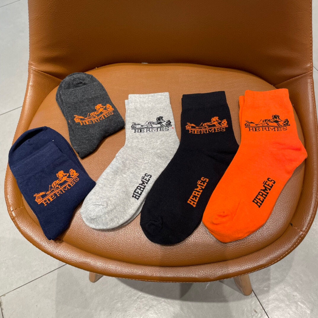 Hermès Neutral Coloured Round Motifs No-Show Socks, image 5