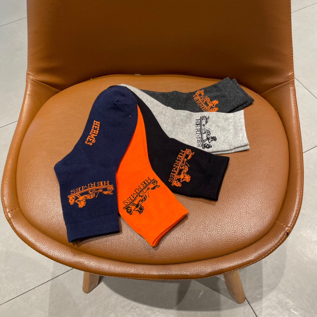 Hermès Neutral Coloured Round Motifs No-Show Socks, image 9
