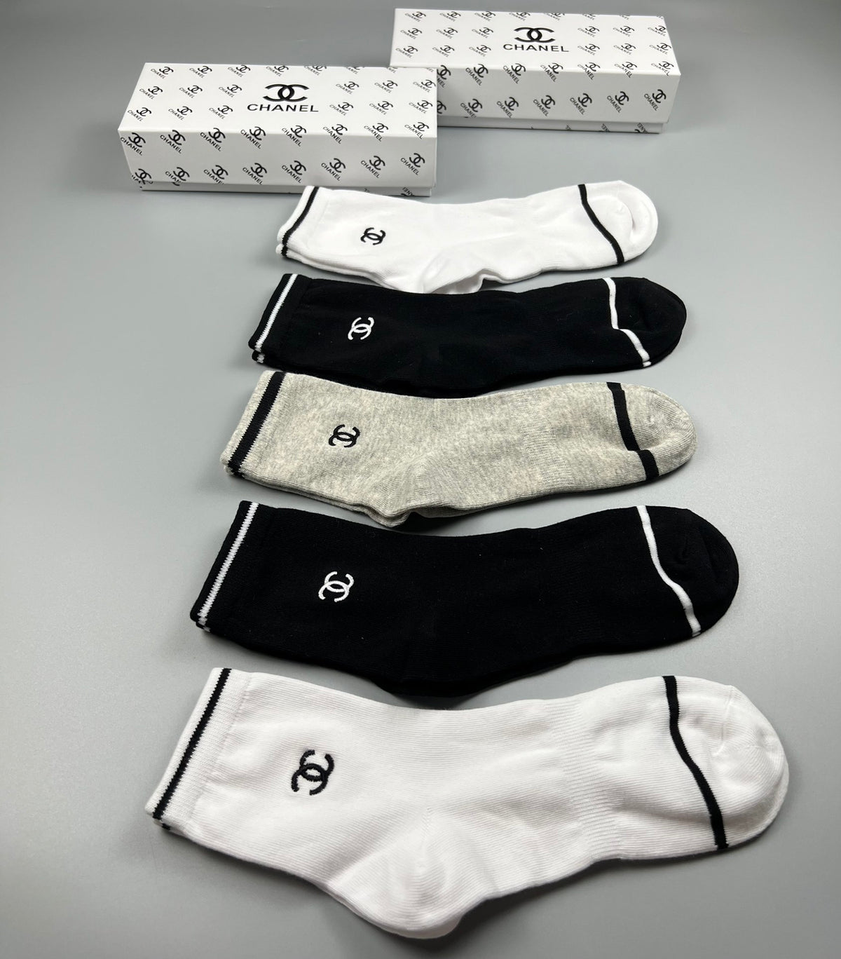 Chanel Black White Plain Contrast Cuffs Ankle Socks, image 8