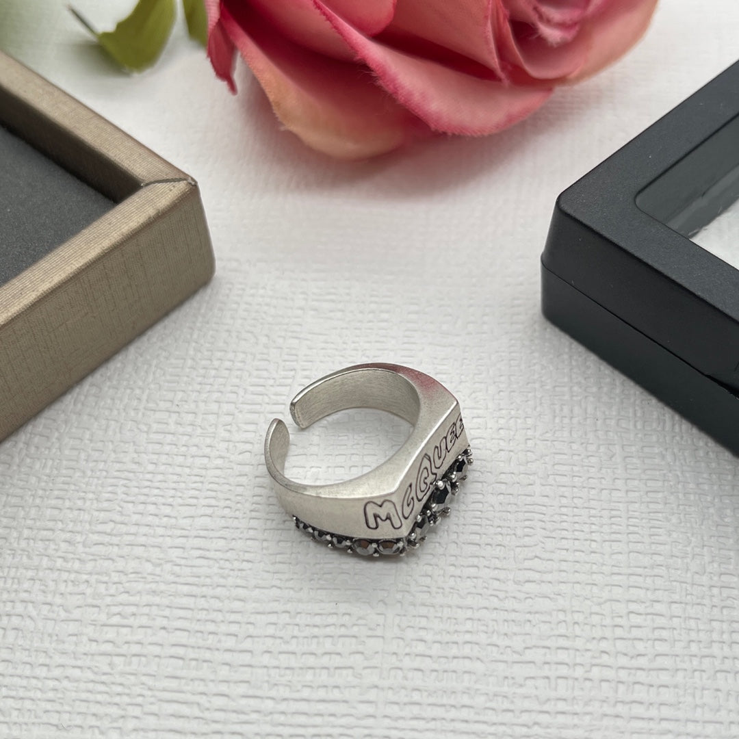 Alexander McQueen Crystal Engraved Signet ring in Silver Tone, detail view 6