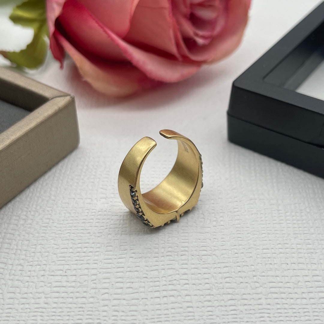 Alexander McQueen Crystal Engraved Signet ring in Gold Tone, detail view 11