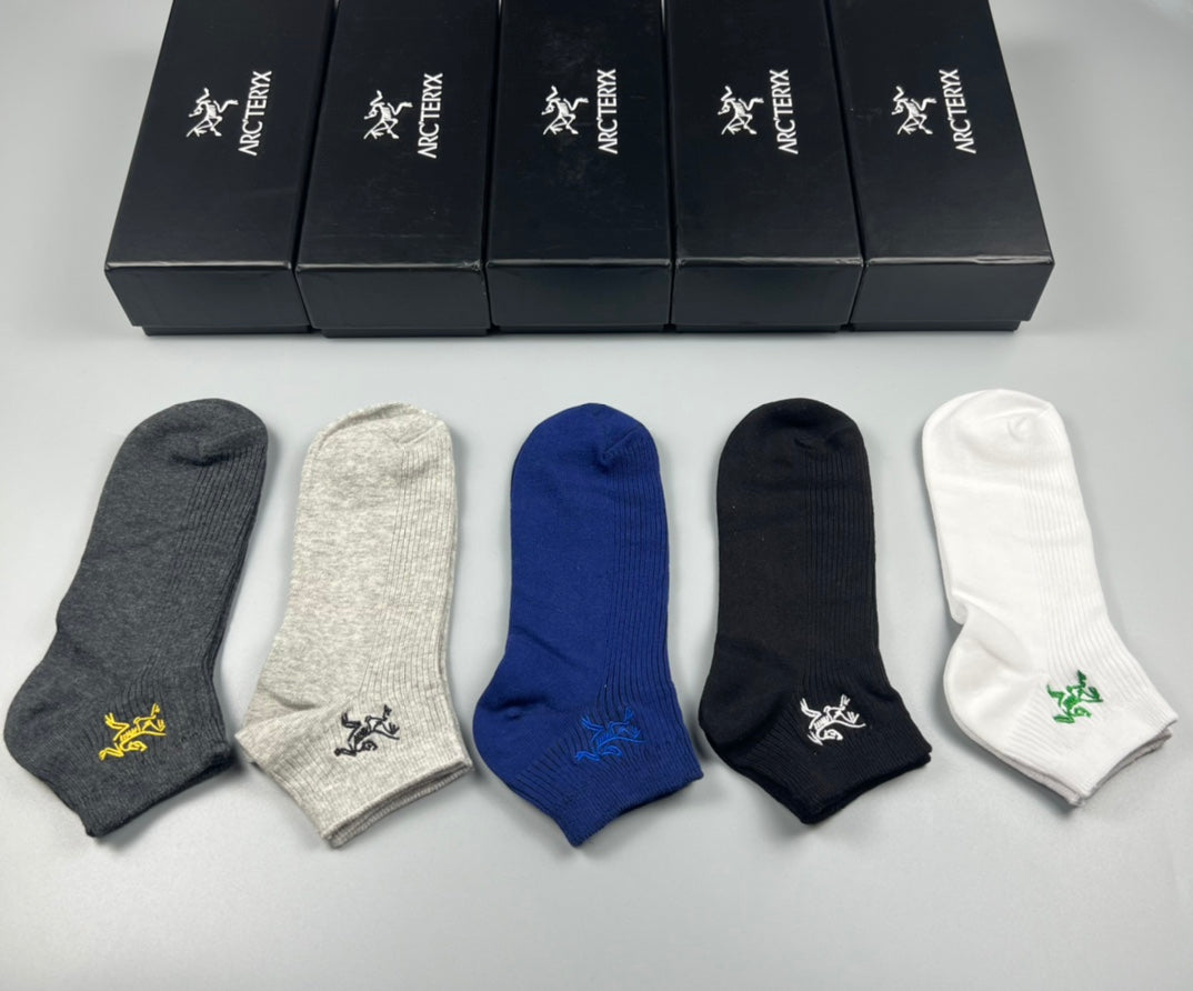 Arc'teryx White Blue Grey Small Ankle Bird Ankle Socks, image 1