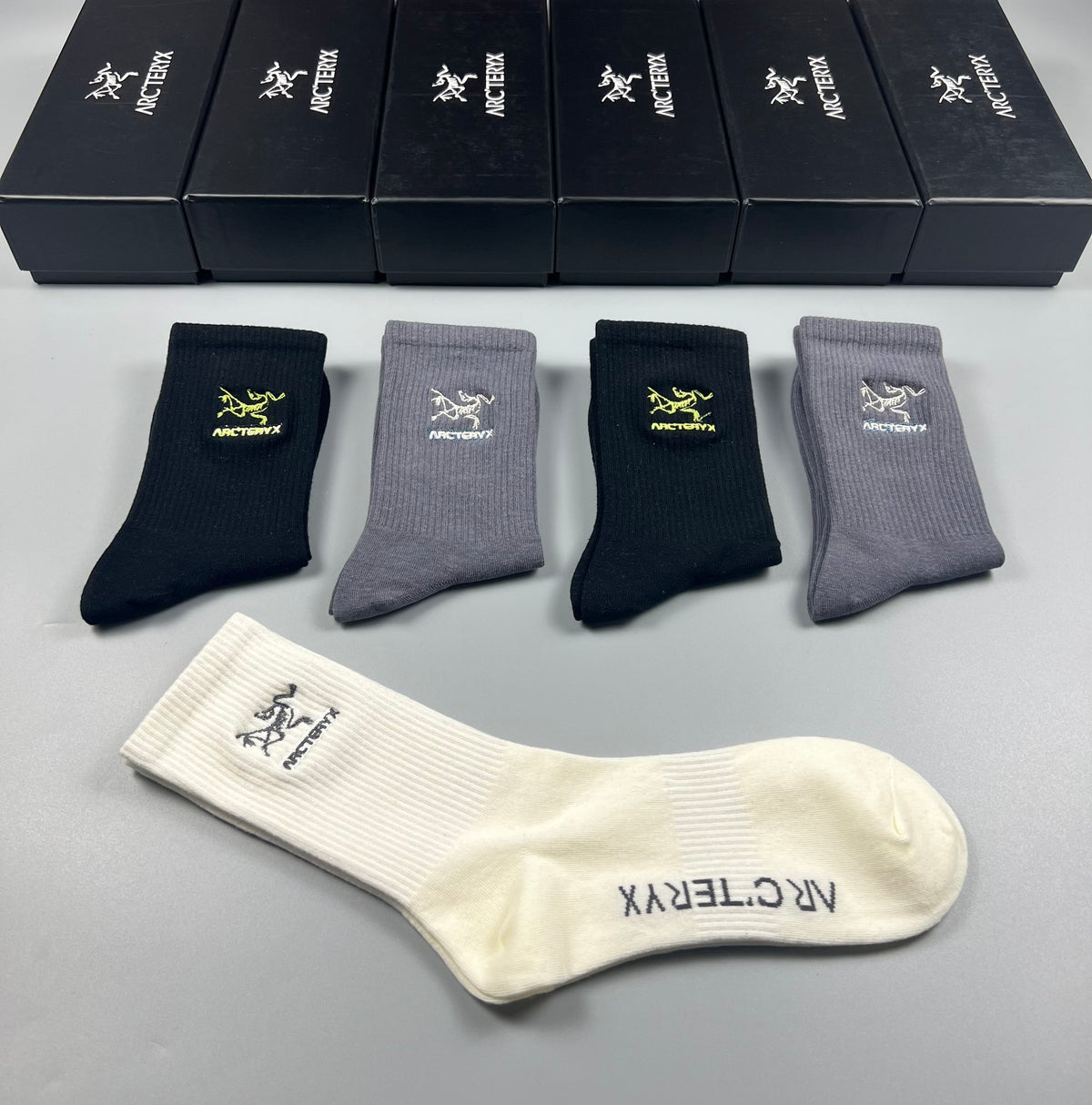 Arc'teryx Neutral Small Coloured Bird Crew Socks, image 15