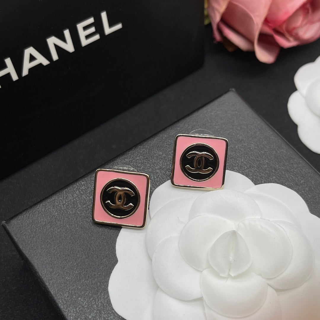Chanel style earrings - product photo 3