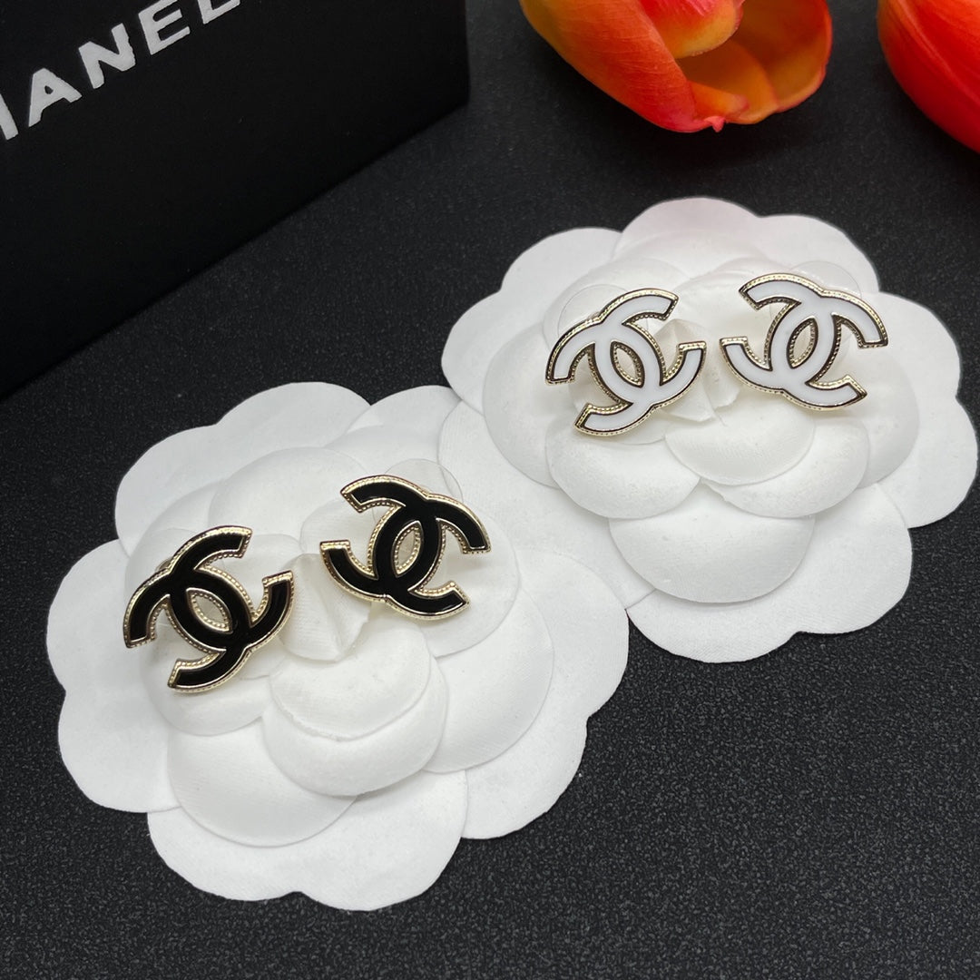 Chanel style earrings - product photo 7