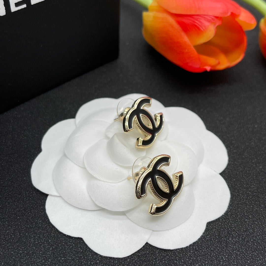 Chanel style earrings - product photo 3