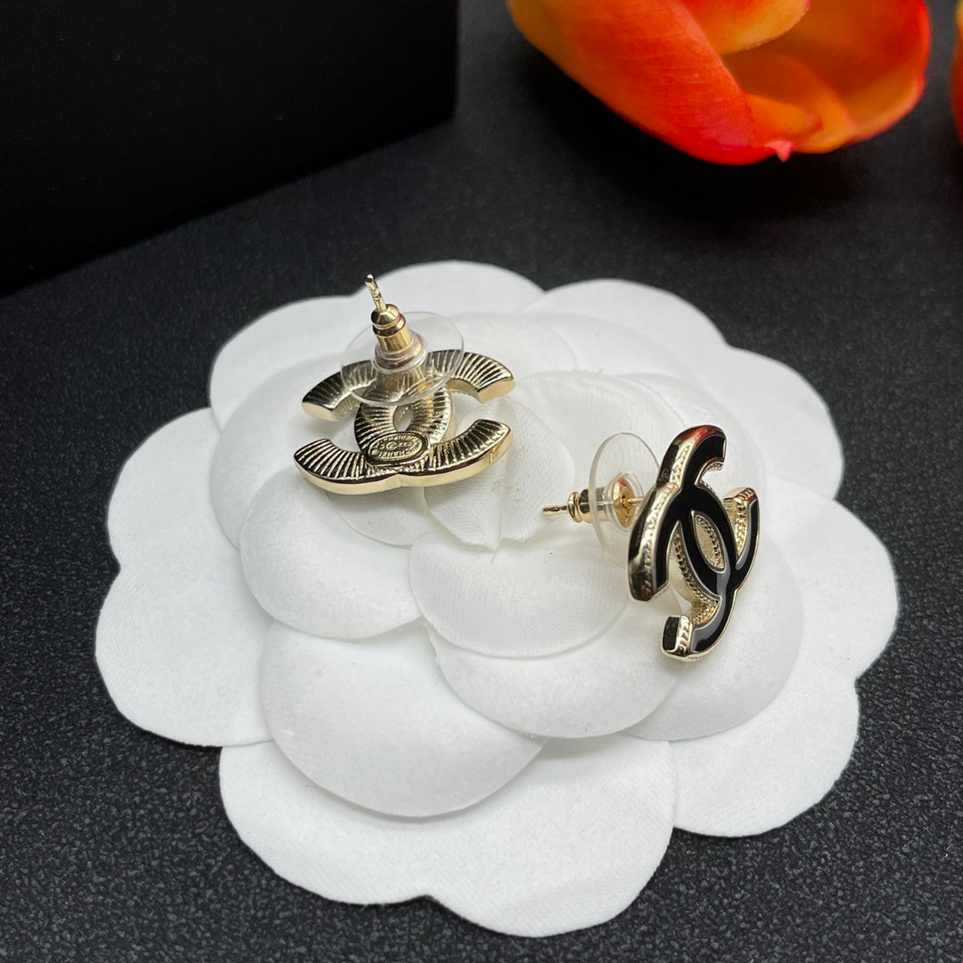 Chanel style earrings - product photo 5