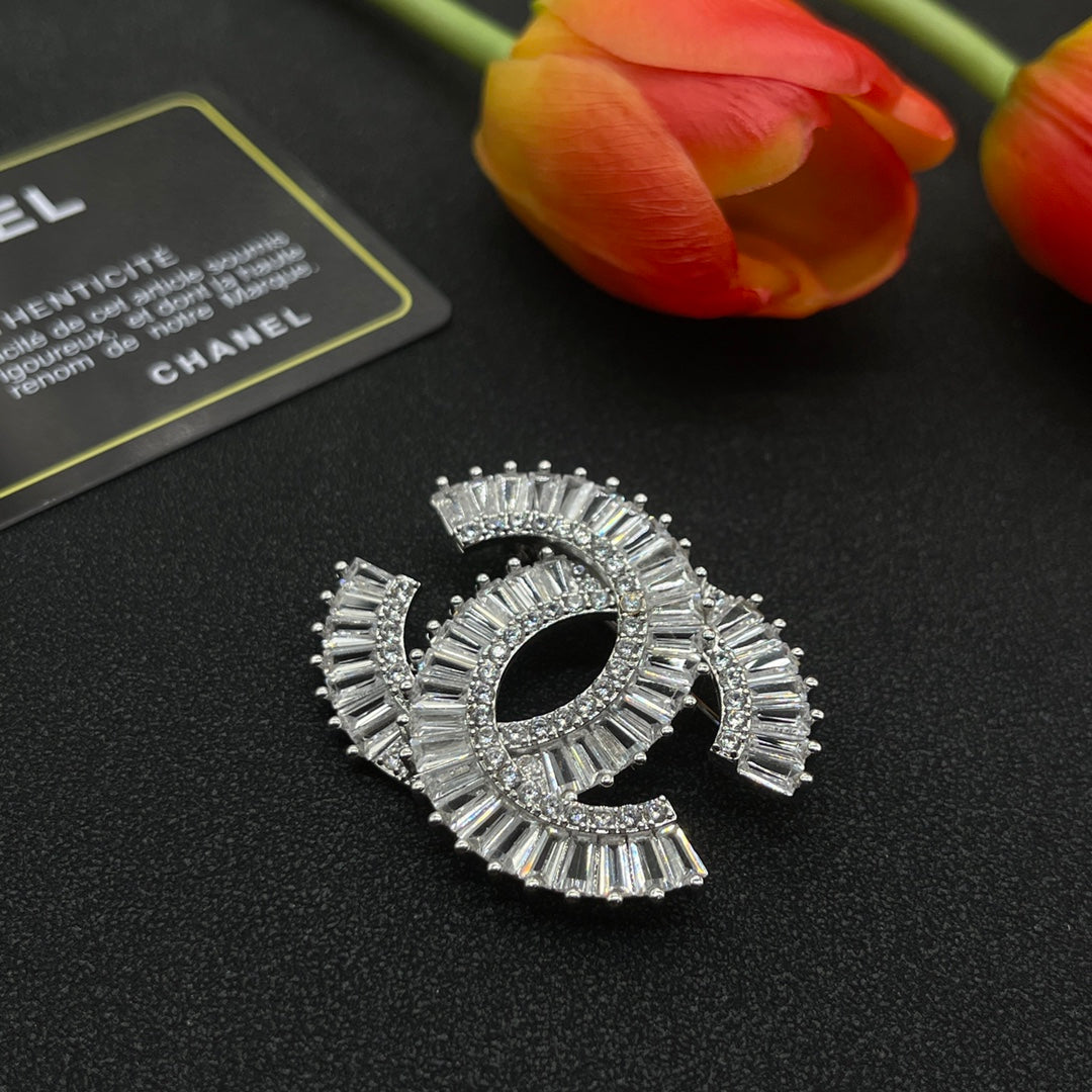 Chanel style brooches - product photo 1