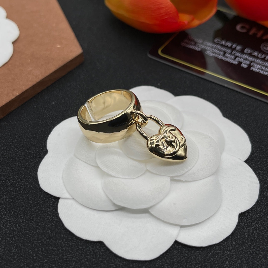 Chanel style rings - product photo 2