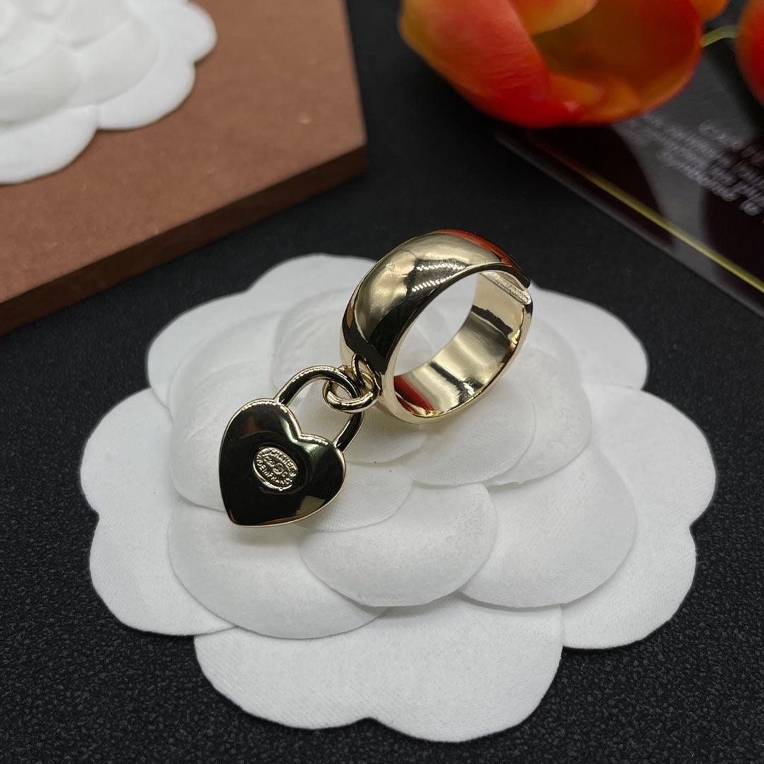 Chanel style rings - product photo 5