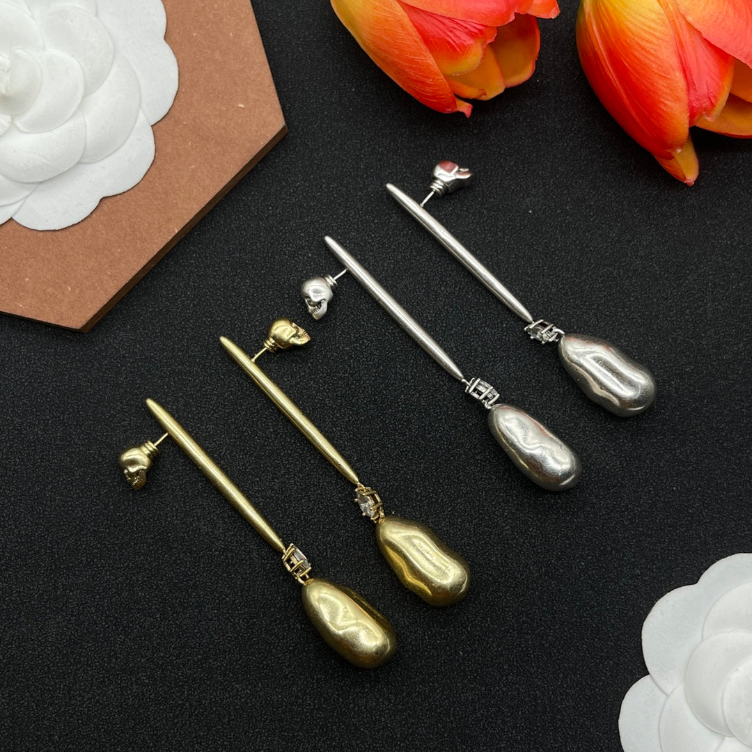 Alexander McQueen Sculpted Pin Drop earrings in Silver Tone, detail view 7