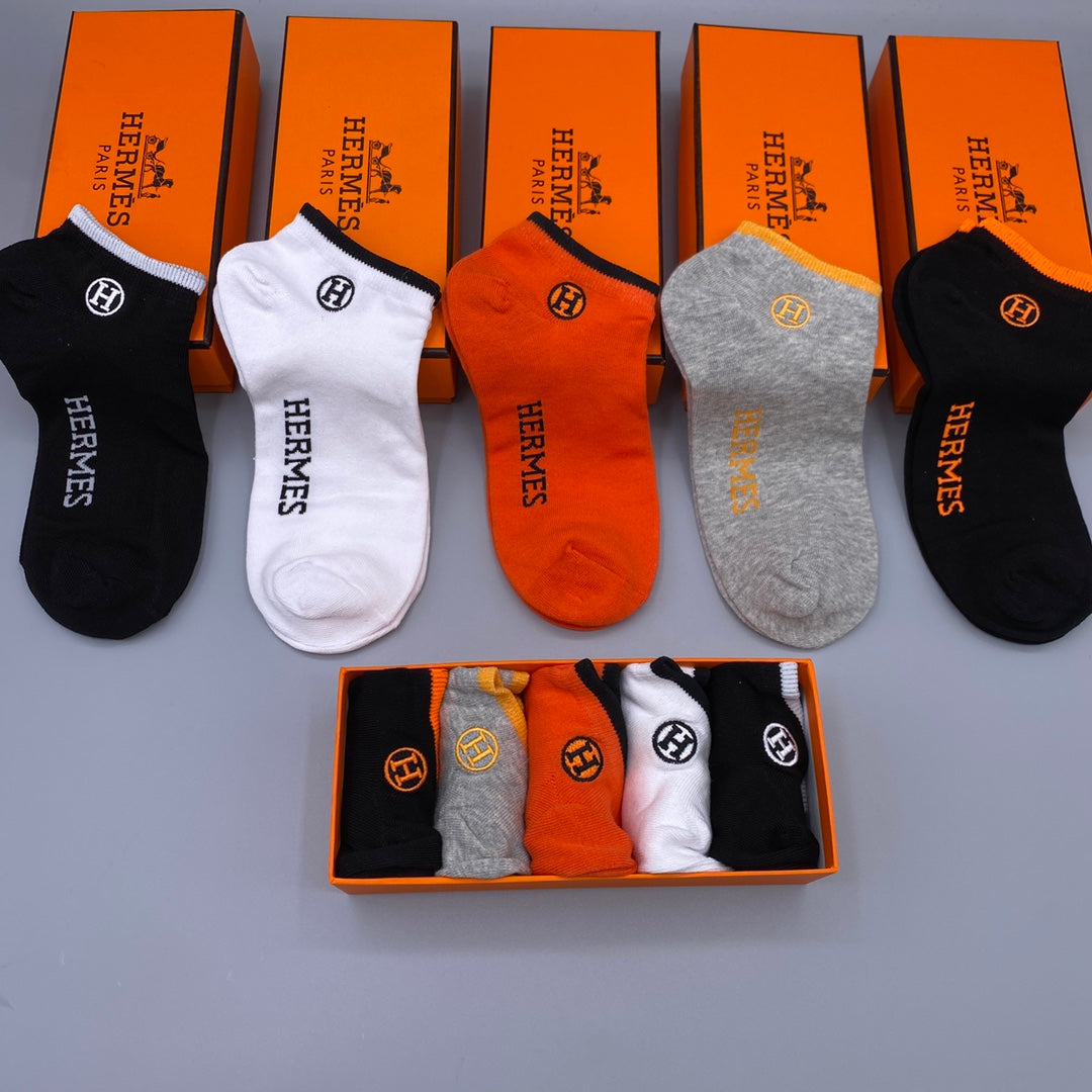 Hermès Neutral Small Carriage Footbed No-Show Socks, image 7