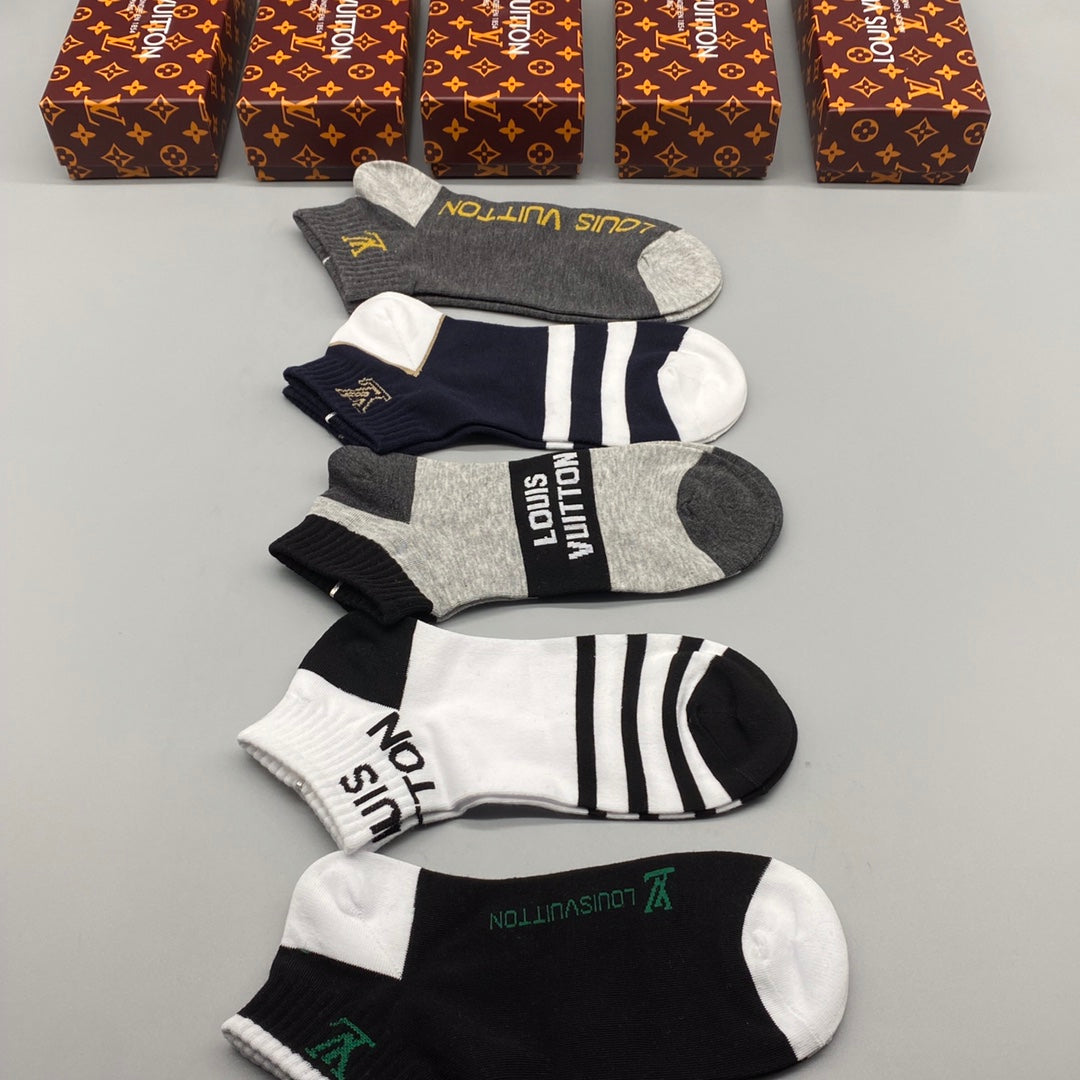 Louis Vuitton Black White Large Letter Graphic Ankle Socks, image 8