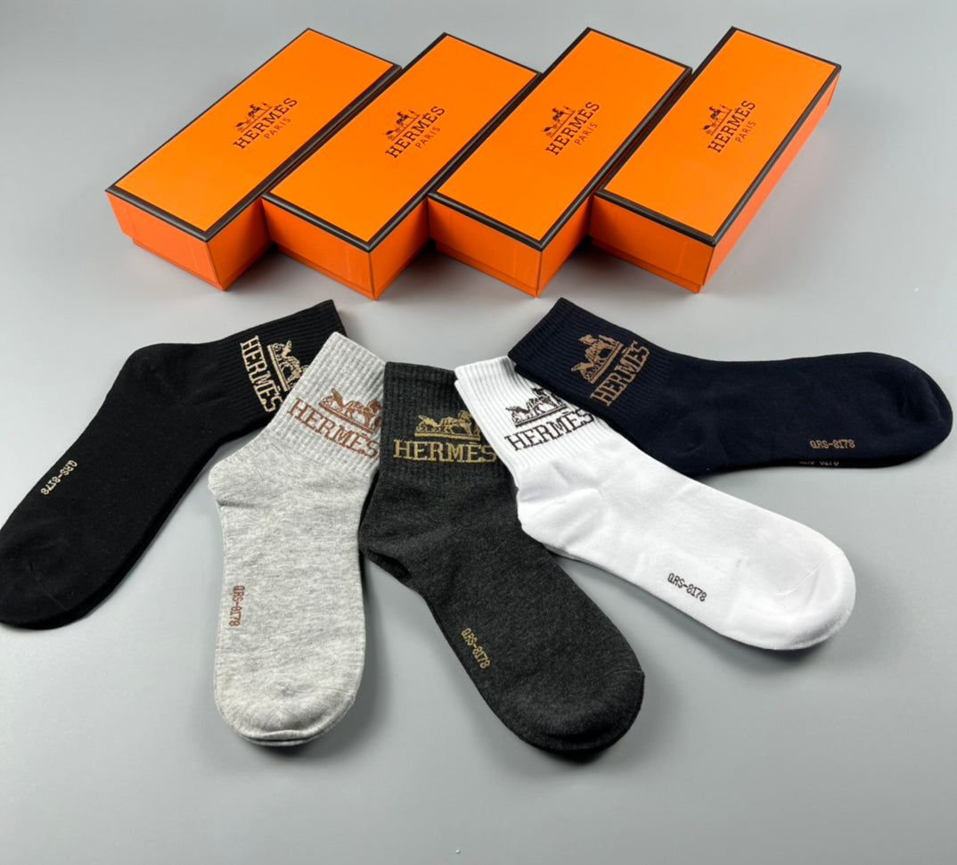 Hermès Neutral Small Ankle Motif Ankle Socks, image 2