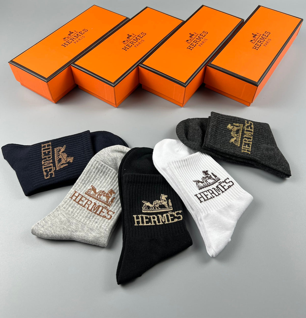 Hermès Neutral Small Ankle Motif Ankle Socks, image 6