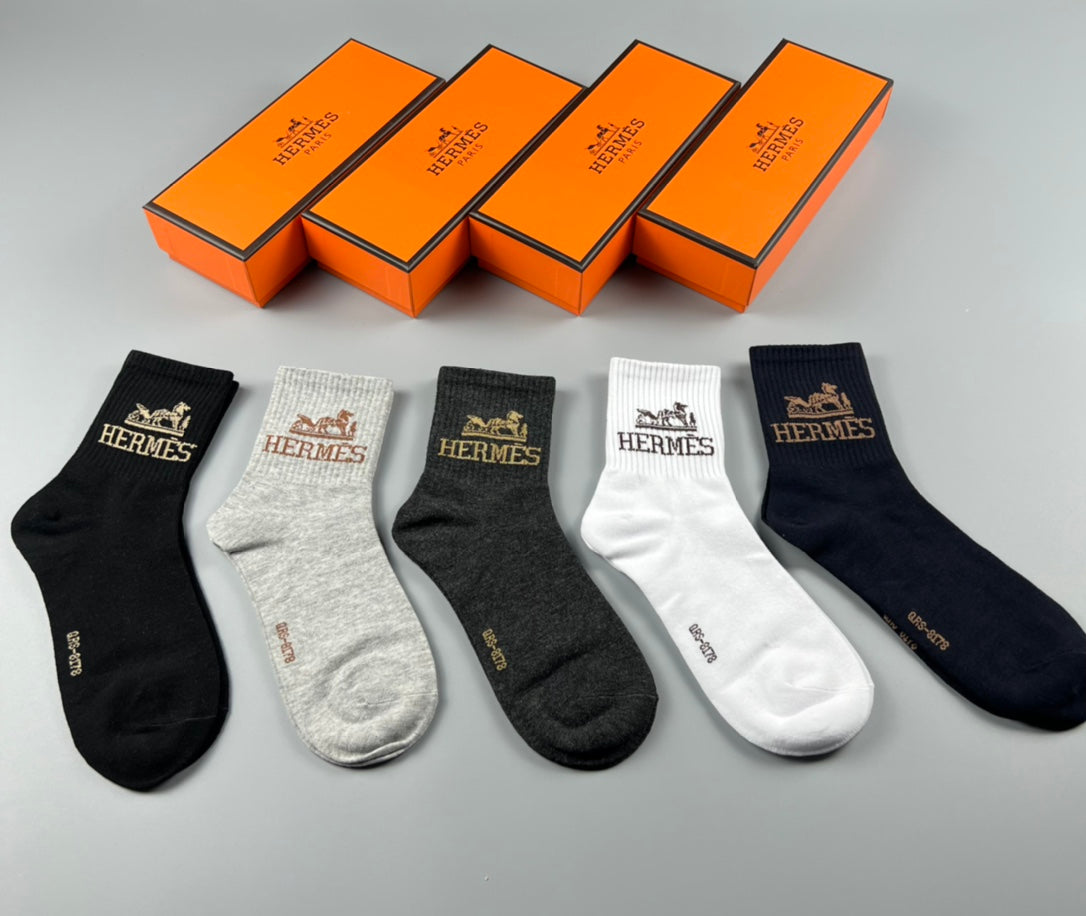 Hermès Neutral Small Ankle Motif Ankle Socks, image 1