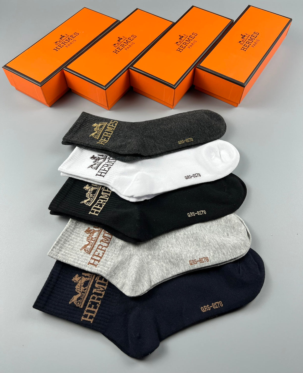 Hermès Neutral Small Ankle Motif Ankle Socks, image 7