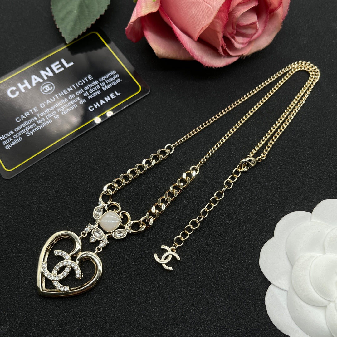 Chanel style necklaces - product photo 5