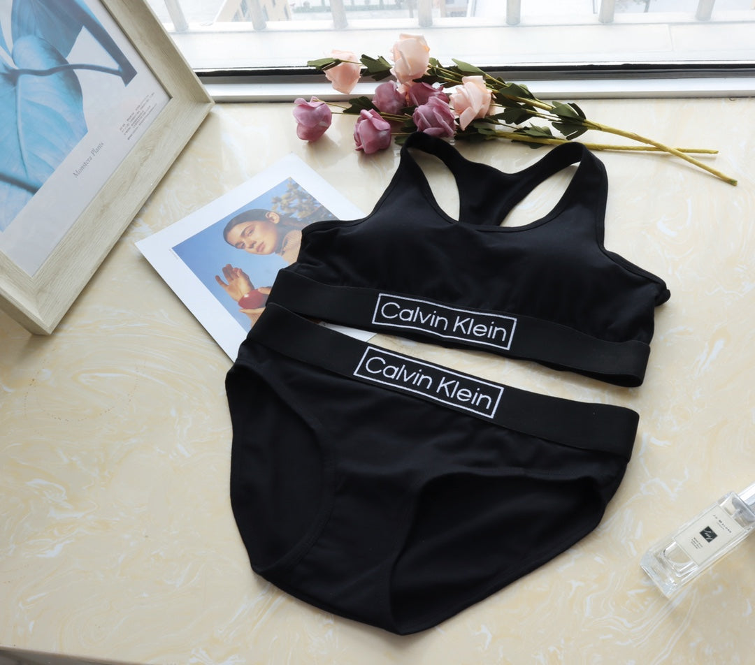 Calvin Klein White Triangle Hanging Set Bralette and Brief Set, image 6