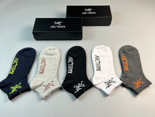 Arc'teryx Neutral Coloured Bird Motifs Ankle Socks, image 1