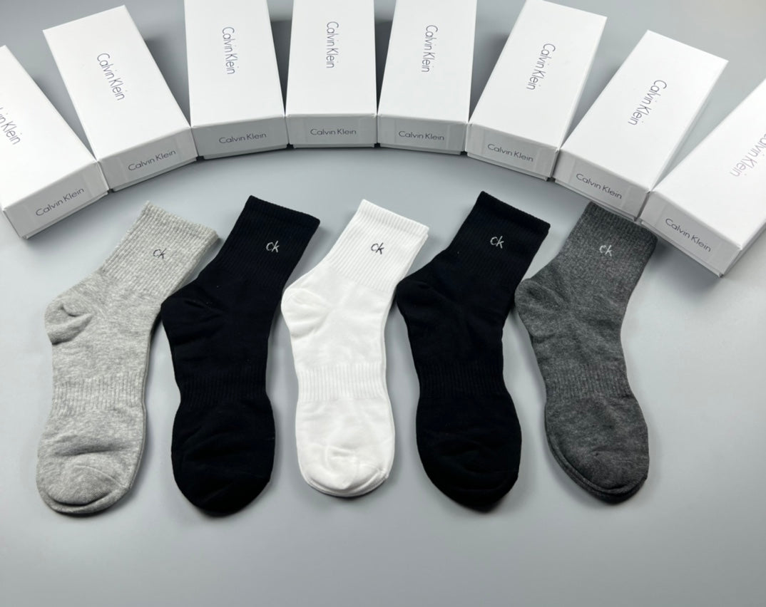 Calvin Klein Neutral Shades Plain Tall Cuffs Crew Socks, image 1