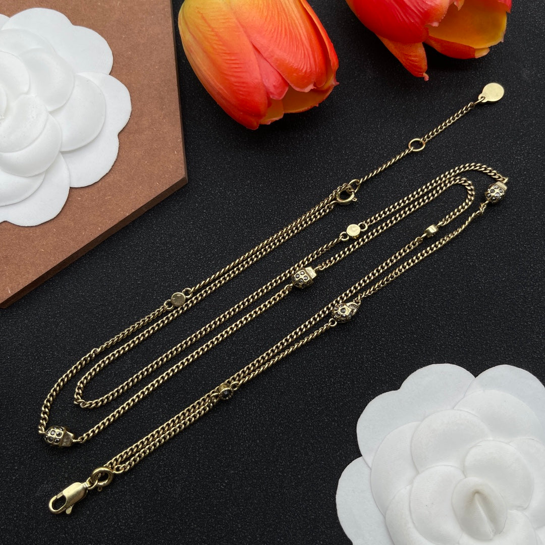 Alexander McQueen Bar and Bead Chain necklace in Gold Tone, detail view 4
