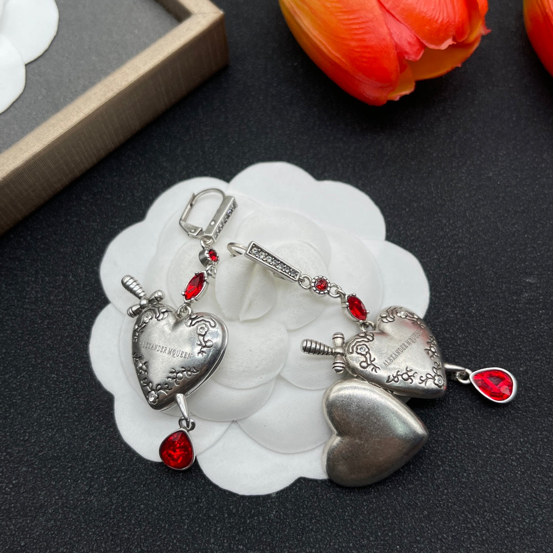 Alexander McQueen Crystal Petal Drop earrings in Silver & Red, detail view 4