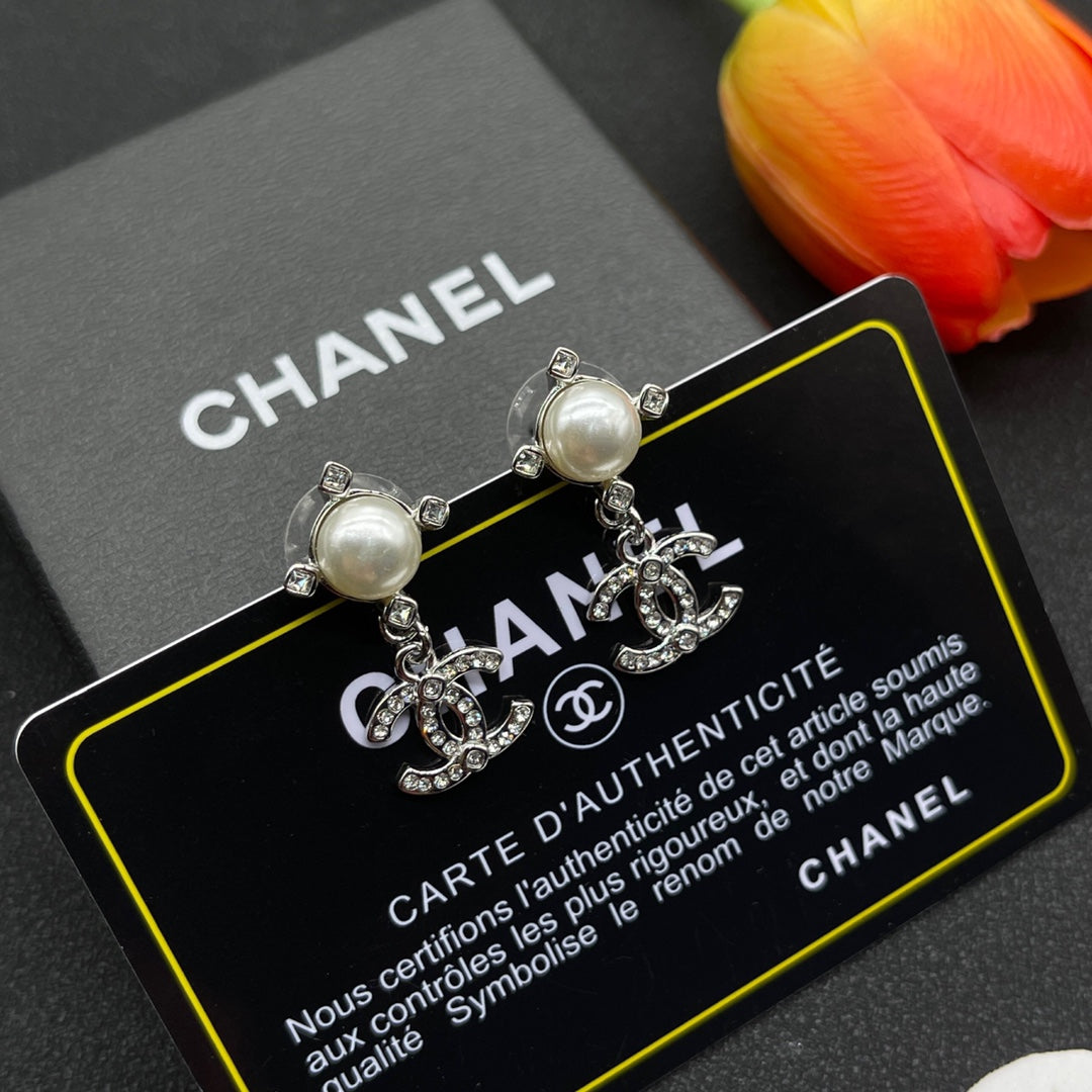 Chanel style earrings - product photo 2